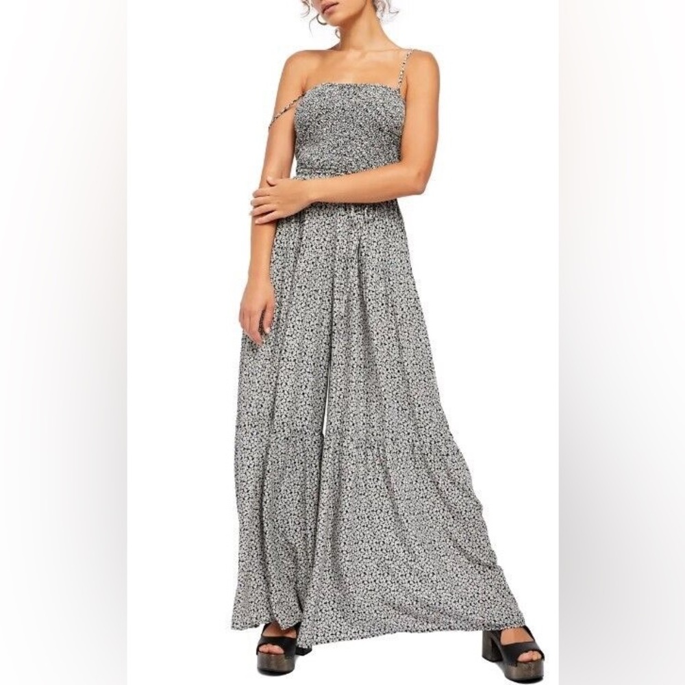 Free People Little Of Your Love Jumpsuit Size Small Black Ditsy Floral Smocked